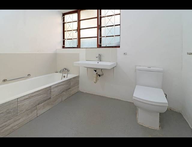 3 BEDROOM HOUSE FOR SALE IN KENSINGTON